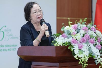 Chủ tịch Hội Chăm sóc sức khỏe phụ nữ mãn kinh Việt Nam: Mãn kinh không chỉ là sự kết thúc chức năng sinh sản