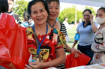'Hội chợ 0 đồng' mang sẻ chia đến hơn 1.000 người bệnh