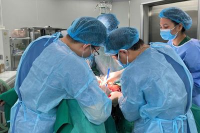 Chủ quan với bất thường ở vùng 'khó nói'... đến viện khám đã phát hiện ung thư