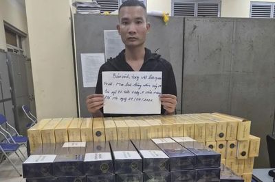 Đặt mua thuốc lá ngoại, thuê người vận chuyển để 'né' Công an