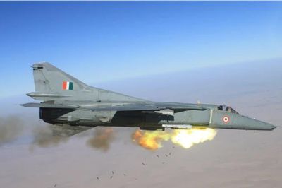 Pháo 30 mm của cường kích MiG-27 mạnh đến mức nào?