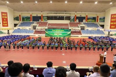 Gần 300 tay vợt trẻ hội tụ tại Ninh Bình tranh tài giải bóng bàn quốc gia