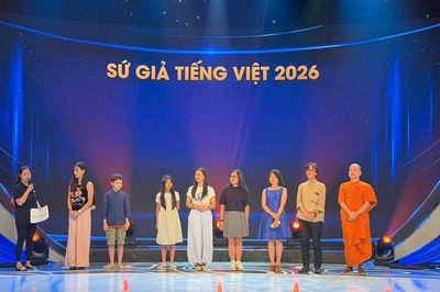 Trụ trì Thiền viện Trúc Lâm Tích Lan được vinh danh sứ giả Tiếng Việt