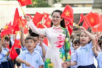 Đề xuất chính sách hiện đại hóa, nâng cao chất lượng giáo dục, đào tạo