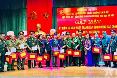 Cựu chiến binh Đặc công biệt động hợp thành khu vực Hà Nội gặp mặt truyền thống