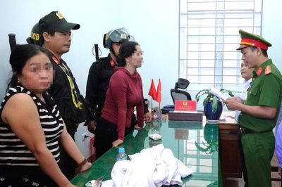 Bắt 2 đối tượng kích động gây rối trật tự