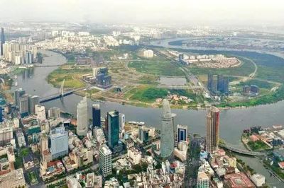 Sửa luật và nâng cao năng lực quản trị