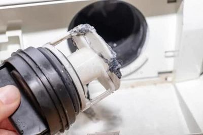 Nhiều người dùng máy giặt nhưng quên làm việc này
