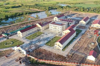 Thắm nghĩa tình quân - dân từ ngôi trường vùng biên Ea Rốk