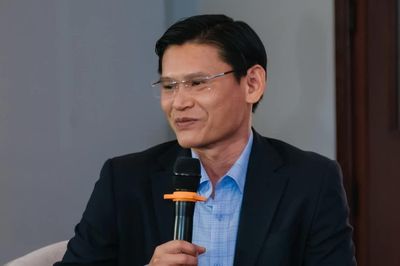 Mục tiêu tăng trưởng hai con số: Cần kiên định để tạo bước chuyển mới