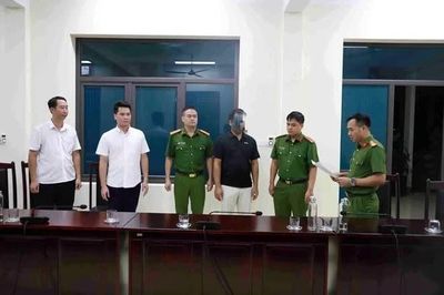 Vụ lan can kè sông Hồng gãy đổ ở Lào Cai: Khởi tố thêm một giám đốc doanh nghiệp