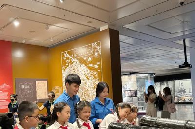 Giờ học đặc biệt của học sinh hưởng ứng chiến dịch 'Tôi yêu Tổ quốc tôi'