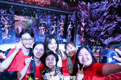 Rực rỡ 'Tôi yêu Tổ quốc tôi' lan tỏa niềm tự hào Việt Nam