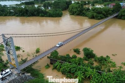 Cận cảnh cầu treo Bến Oánh trước khi được đầu tư hơn 2.082 tỷ đồng để xây mới