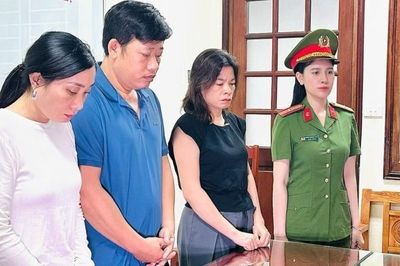 Cặp vợ chồng làm thuốc đông y giả chứa chất cấm bán trên Facebook