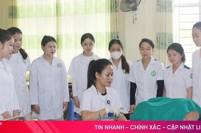 Trường Cao đẳng Y tế Hà Tĩnh nỗ lực đảm bảo nhân lực y tế trong tình hình mới