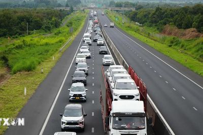 Phương tiện di chuyển trên cao tốc TP Hồ Chí Minh đi Đồng Nai tăng đột biến