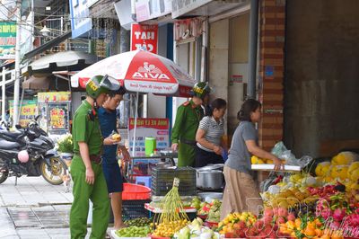 Thiết lập trật tự hành lang an toàn giao thông