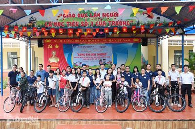 Kết nối yêu thương, tiếp sức mùa khai trường