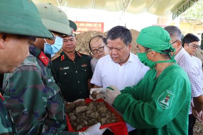 Đưa liệt sĩ trở về từ lòng đất thành cổ
