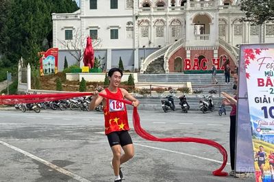 250 vận động viên tham gia Giải chạy bộ 10 km “Giữa sắc vàng mùa lúa chín” năm 2026 tại Bắc Hà
