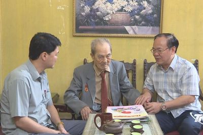 Nhà báo Lê Chỉnh – Người giữ lửa nghề qua hai thế kỷ