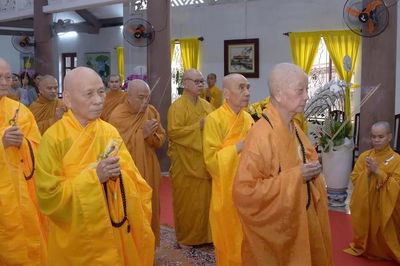 Đức Pháp chủ GHPGVN quang lâm thiền viện Vạn Hạnh tưởng niệm Trưởng lão Hòa thượng Thích Minh Châu