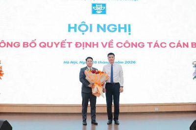 Bổ nhiệm PGS. TS Trần Trung Hiếu giữ chức Phó hiệu trưởng Trường Đại học Kiến trúc Hà Nội