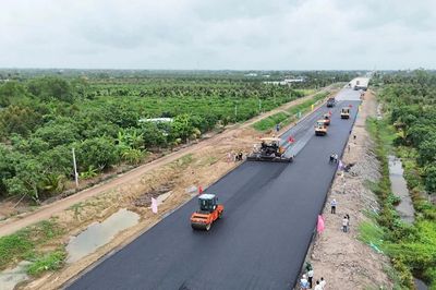 Hai tuyến cao tốc qua Đồng Tháp thi công xuyên lễ 2/9