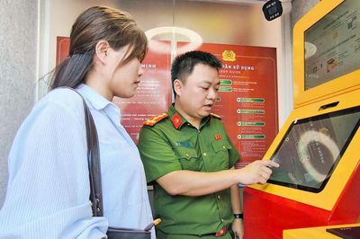 Khi hạ tầng số đồng hành với người dân