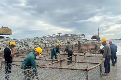 Thi công xuyên lễ trên công trường đảm bảo thoát lũ lớn nhất Đông Nam Á