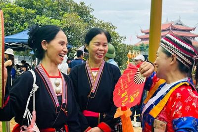 Tưng bừng 'Vui Tết độc lập' cùng đồng bào các dân tộc Việt Nam