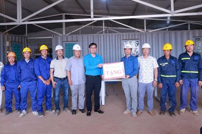 Tiếp sức công nhân Thủ đô làm việc xuyên kỳ nghỉ lễ