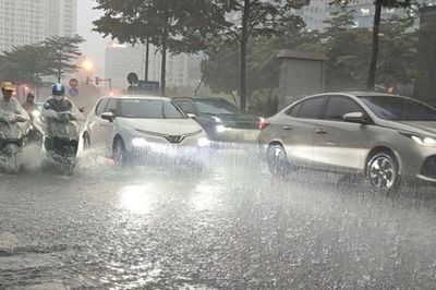 Hà Nội cảnh báo mưa dông