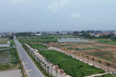 Giá đất nền giảm mạnh