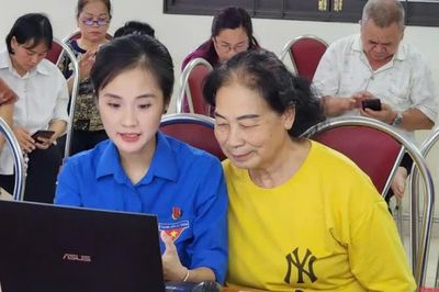 Phường Nùng Trí Cao đưa chuyển đổi số vào đời sống