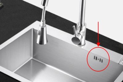 Chiếc lỗ nhỏ trên bồn rửa có tác dụng gì mà nhiều người không biết?