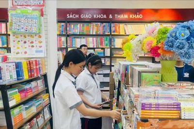 Hà Nội miễn phí SGK từ năm học 2027-2028, áp dụng cơ chế 'mượn - trả'