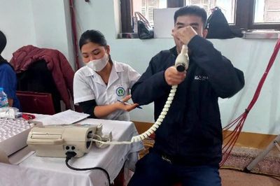 Khám bệnh thông thường khác gì khám phát hiện bệnh nghề nghiệp?