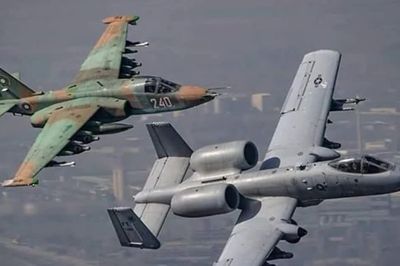 Cường kích Su-25 và A-10 khác nhau thế nào?