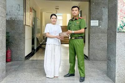 Kịp thời hỗ trợ công dân nhận lại tài sản thất lạc