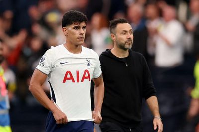 Tottenham thua trận thứ hai liên tiếp tại Premier League
