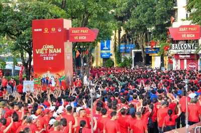 'Cùng Việt Nam tiến bước' xác lập Kỷ lục Guinness thế giới với hơn 10 tỉ bước chân
