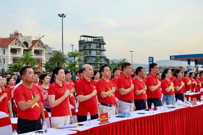 Quảng Ninh: Hơn 31.000 người tham gia chương trình 'Cùng Việt Nam tiến bước'
