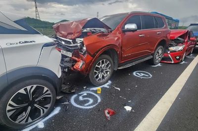 Thấy gì qua hai vụ tai nạn liên hoàn trên cao tốc?