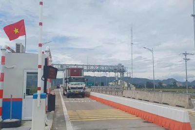 Ngày đầu nghỉ lễ 2/9: Lưu lượng xe trên cao tốc bắc-nam tăng gần 60%
