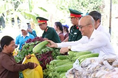 Khánh Hòa: Nghĩa tình 'Phiên chợ 0 đồng' với đồng bào Raglai