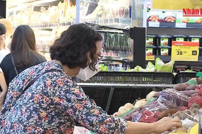 [Video] Siêu thị tăng khuyến mãi, kích cầu tiêu dùng dịp 2/9