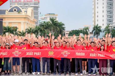 Thanh Hóa: Rộn ràng những bước chân vì Việt Nam vững bền