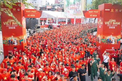 Đắk Lắk: 102 xã phường hưởng ứng chương trình đi bộ 'Cùng Việt Nam tiến bước'
